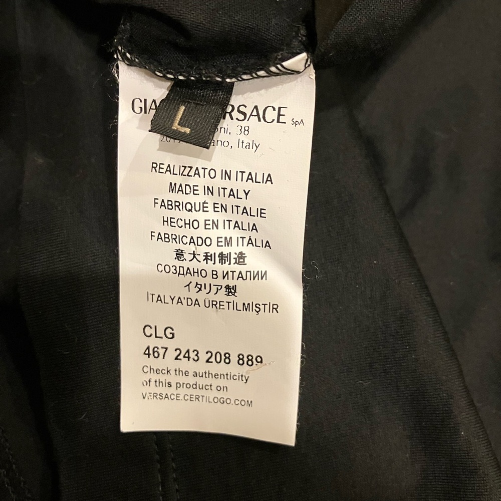 Black Graphic T-Shirt - Picture 4 of 5
